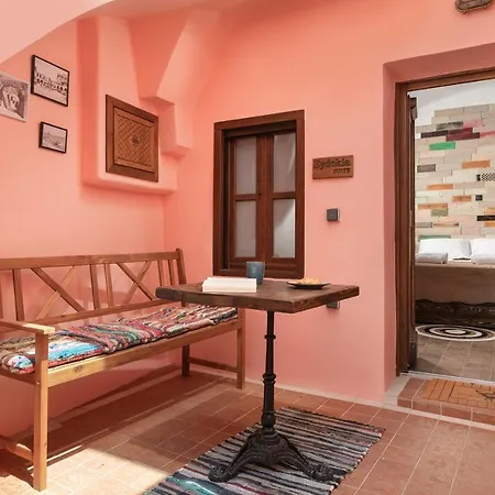 Ey Sofias Apartmán *