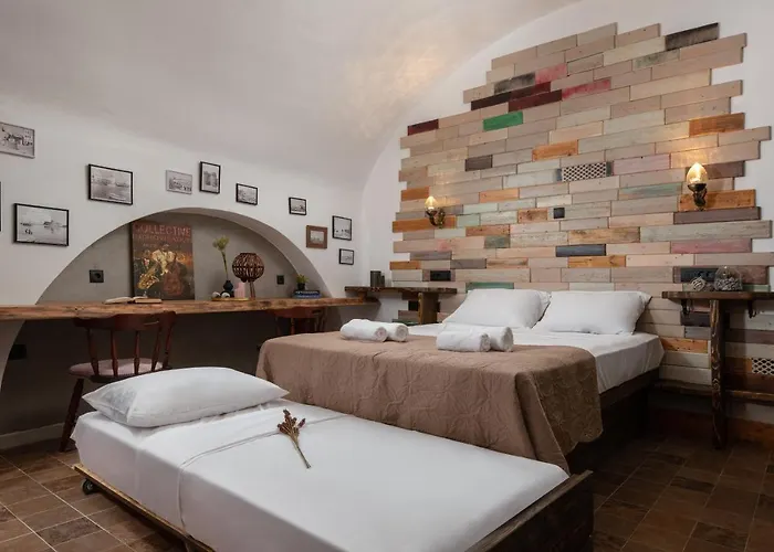 Ey Sofias * Rhodes City